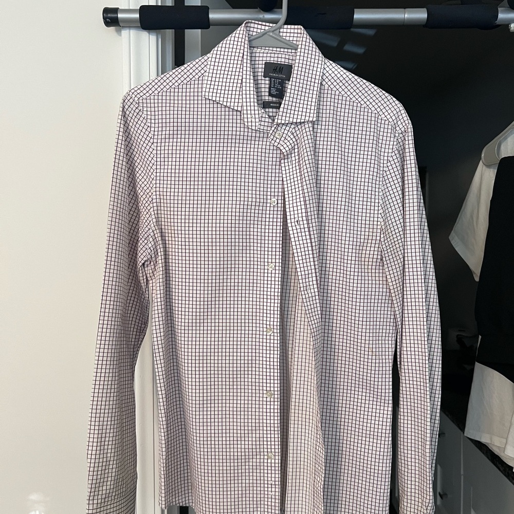 H&M Men's White and Black Checkered Button Down Shirt